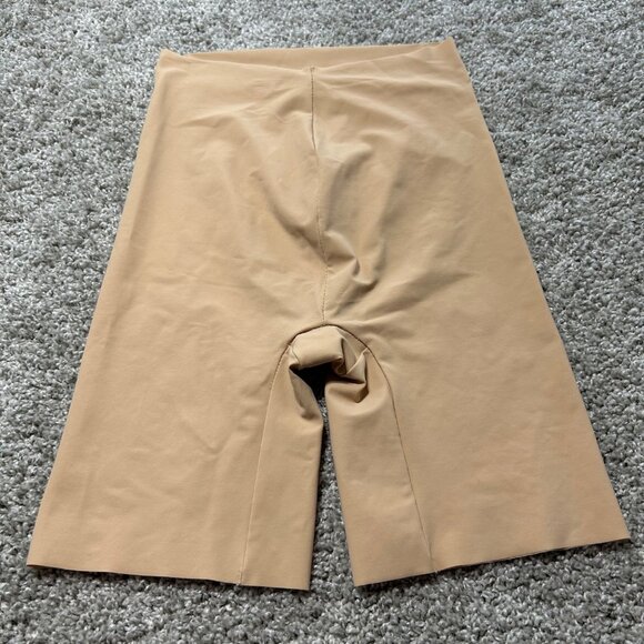 Commando Control Women's Medium Shapewear Shorts - Picture 4 of 4